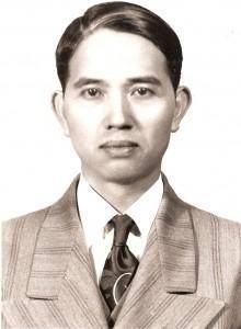 Which challenges did chan teung yee face?  detention for months at angel island deportation back to