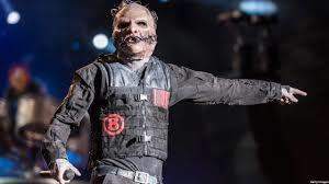 Does the band "slipknot", use a down-tuned 6 string, or a 7 string guitar?