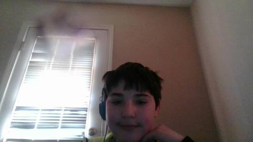 Looking for a white 11 or 12 yr old to be my online gf