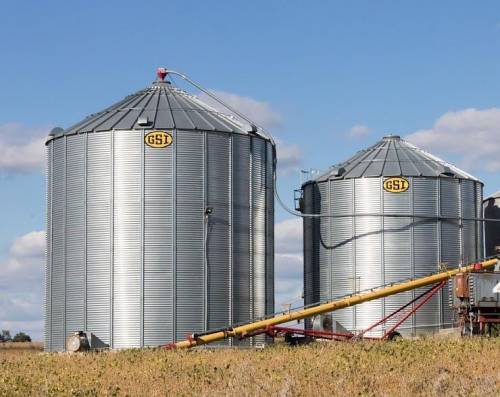 storage silos can be used to store grains.The silos are 15'wide.The larger silo is 18'10 tall and t