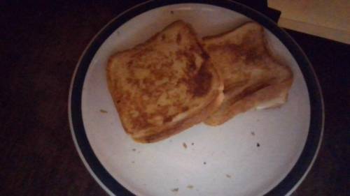 Heres how i make grilled cheese.rate 1-10