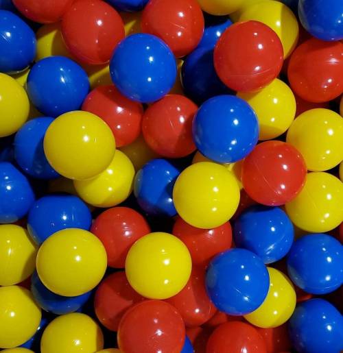 PLSSSS HELPPP ITS DUE TODAYYY

A ball pit is filled with blue, red and yellow balls as shown